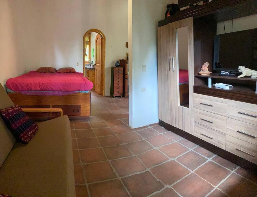 Peaceful Hideaway Villa Санта Круз Ла Лагуна Екстериор снимка